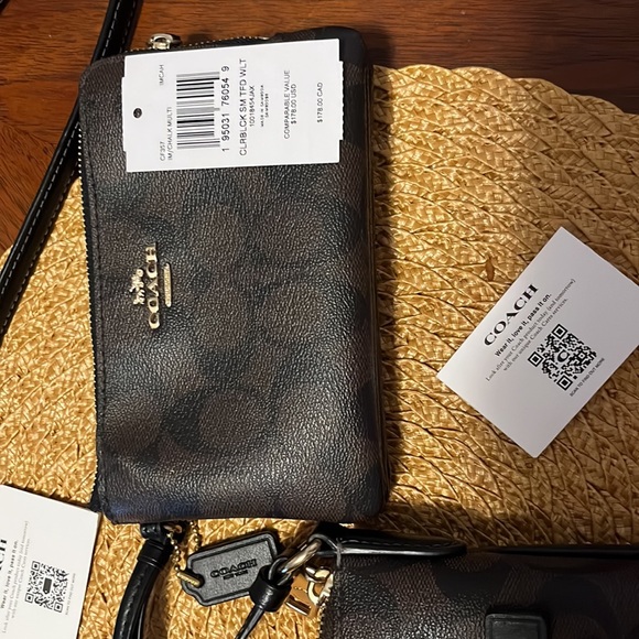 Coach wallet and crossover bag - Picture 2 of 4